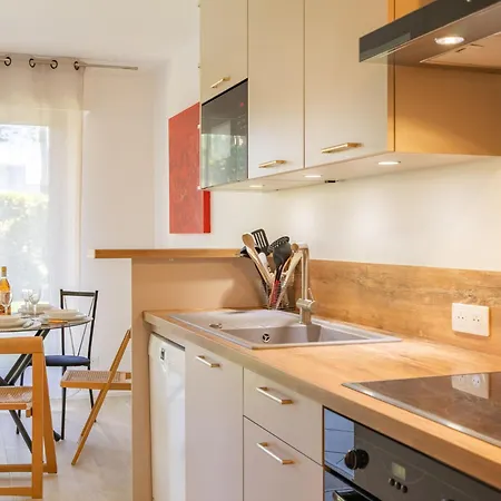 De Mons By Interhome *