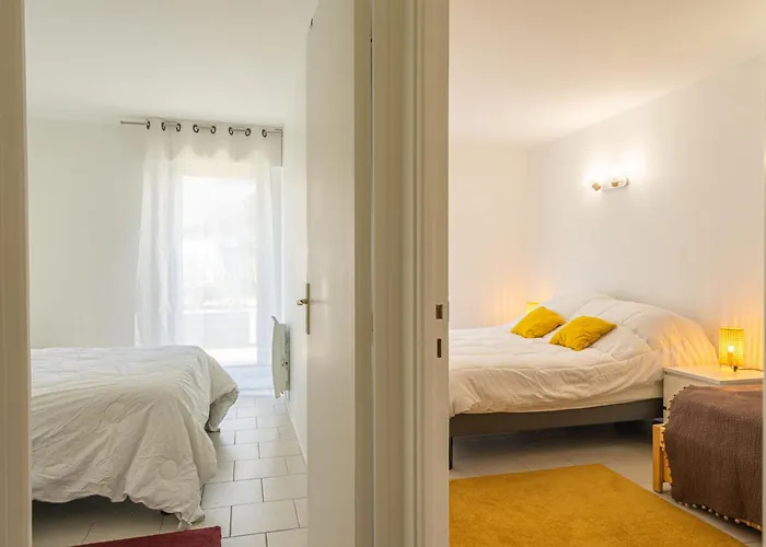 De Mons By Interhome