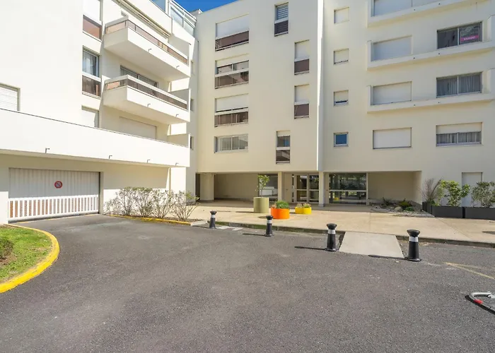 De Mons By Interhome Apartamento