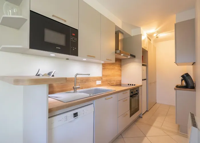 De Mons By Interhome Apartamento